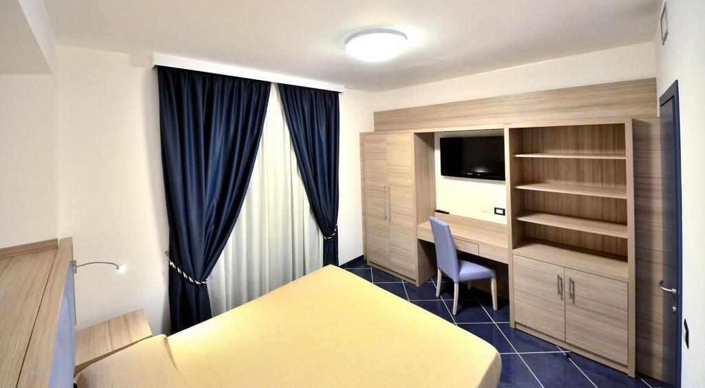 Suite con Balcone e Vista Mare