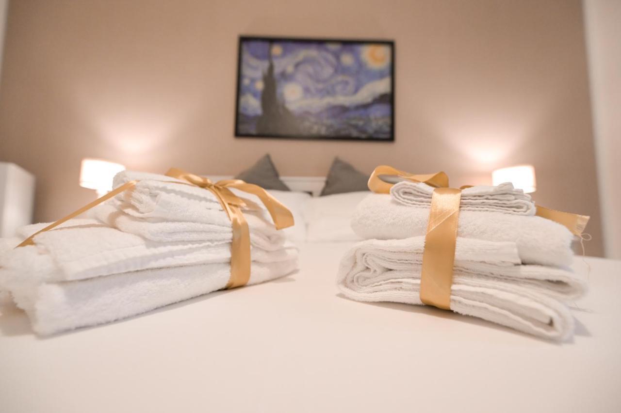 Camera Matrimoniale con Bagno Privato