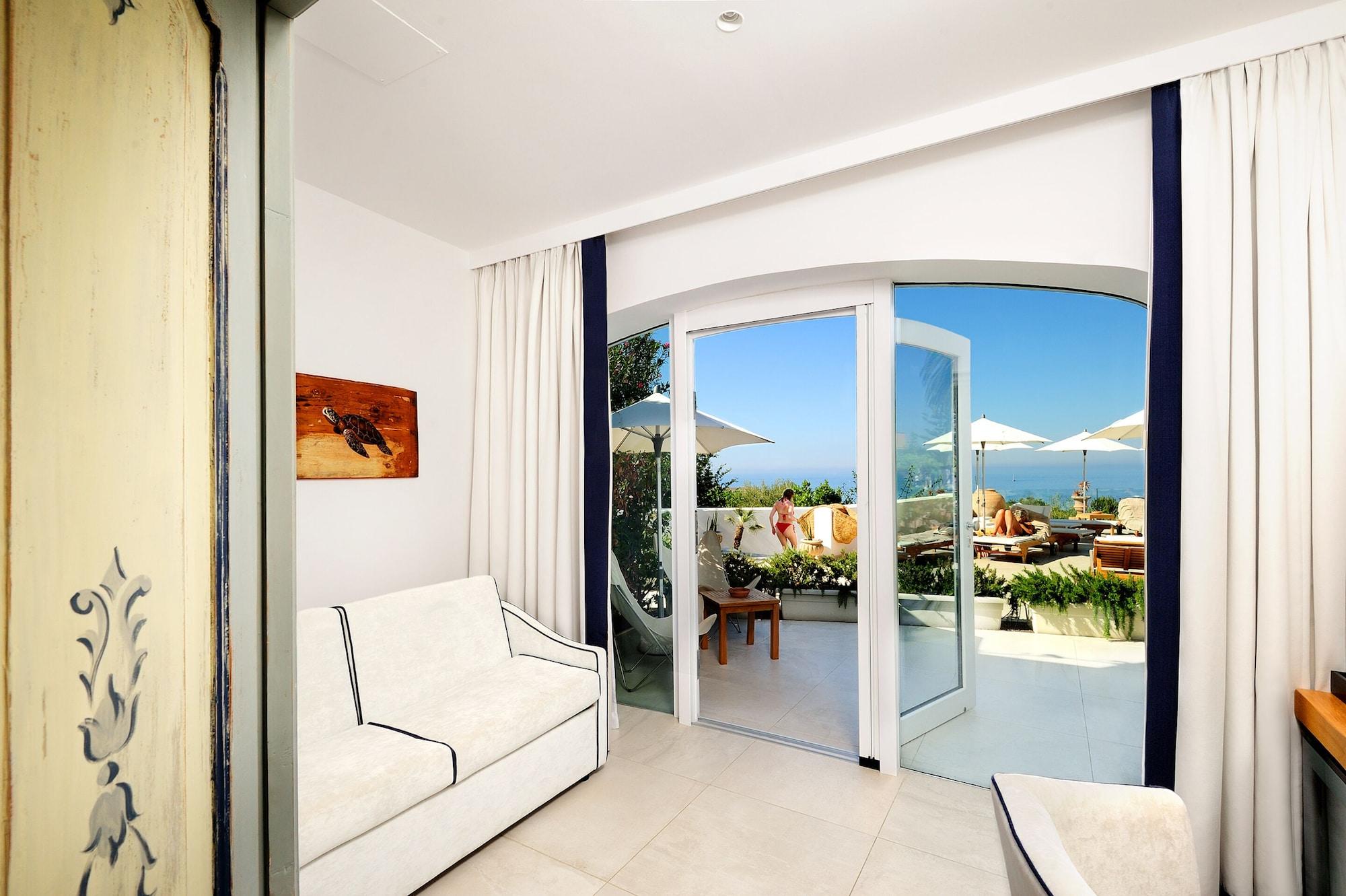 Camera Quadrupla Deluxe