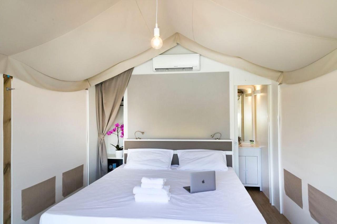 Tenda