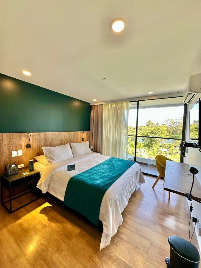 Habitación Doble con vistas al lago