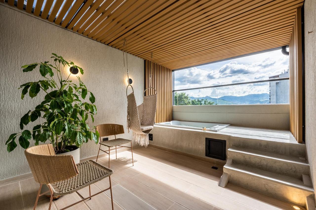 Double Room with Spa Bath,1525989436:JPEG