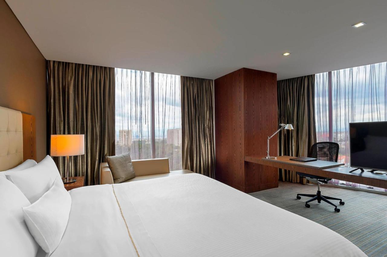 Suite Premium de 1 dormitorio con acceso al club lounge - 1 cama extragrande