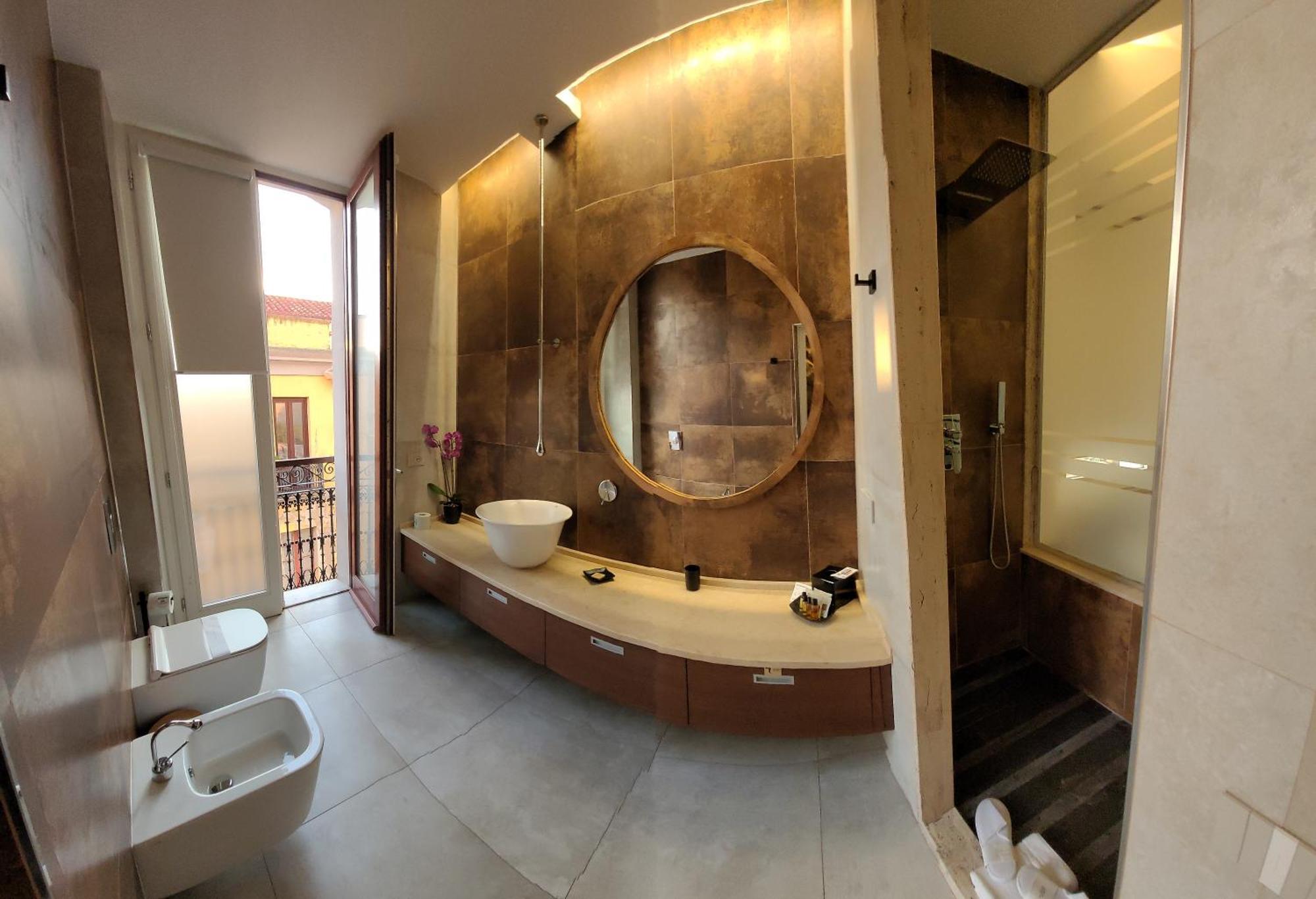 Suite King
