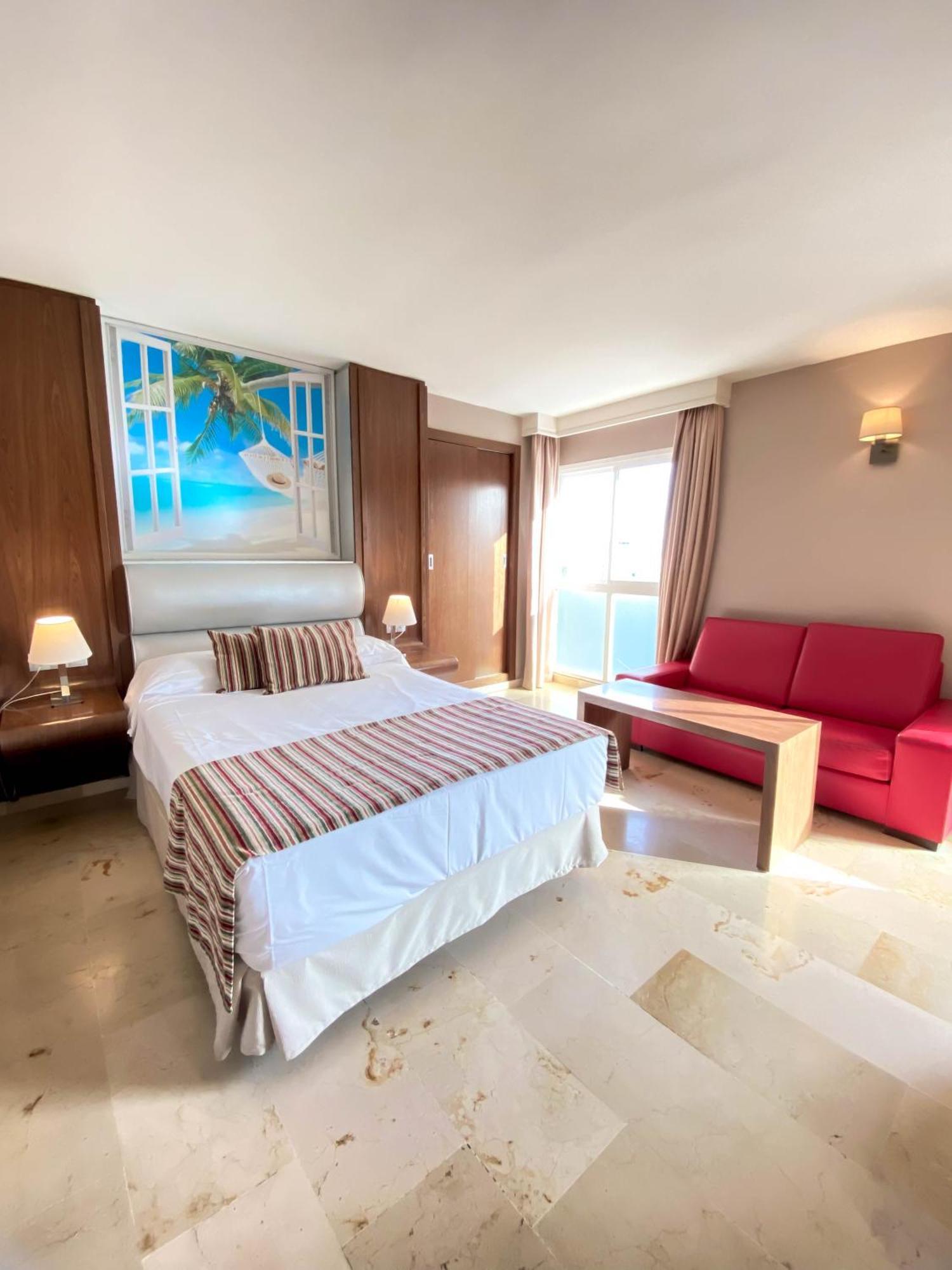Standard Junior Suite,1532923672:JPEG