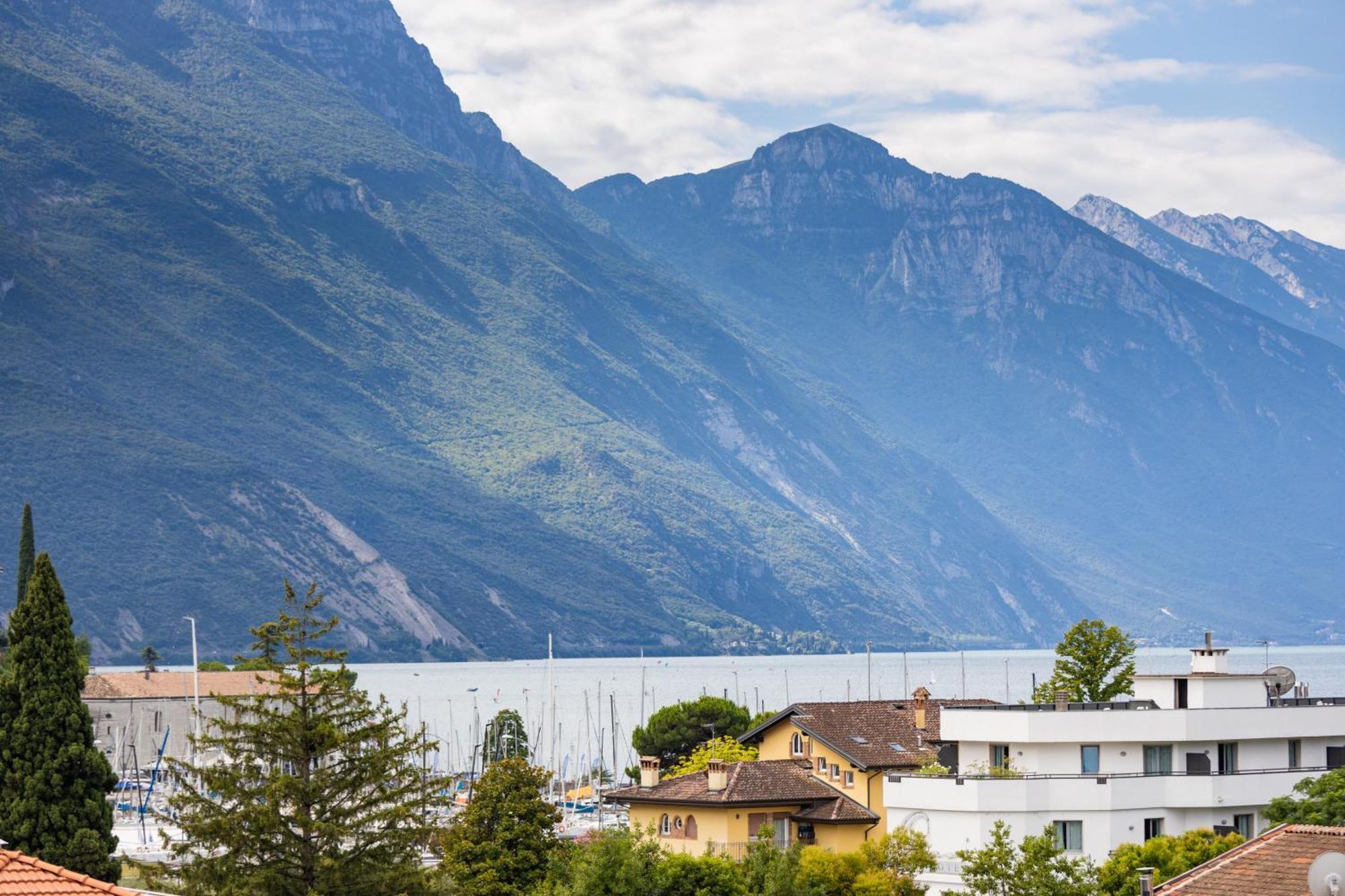 Suite con Vista Lago e Balcone