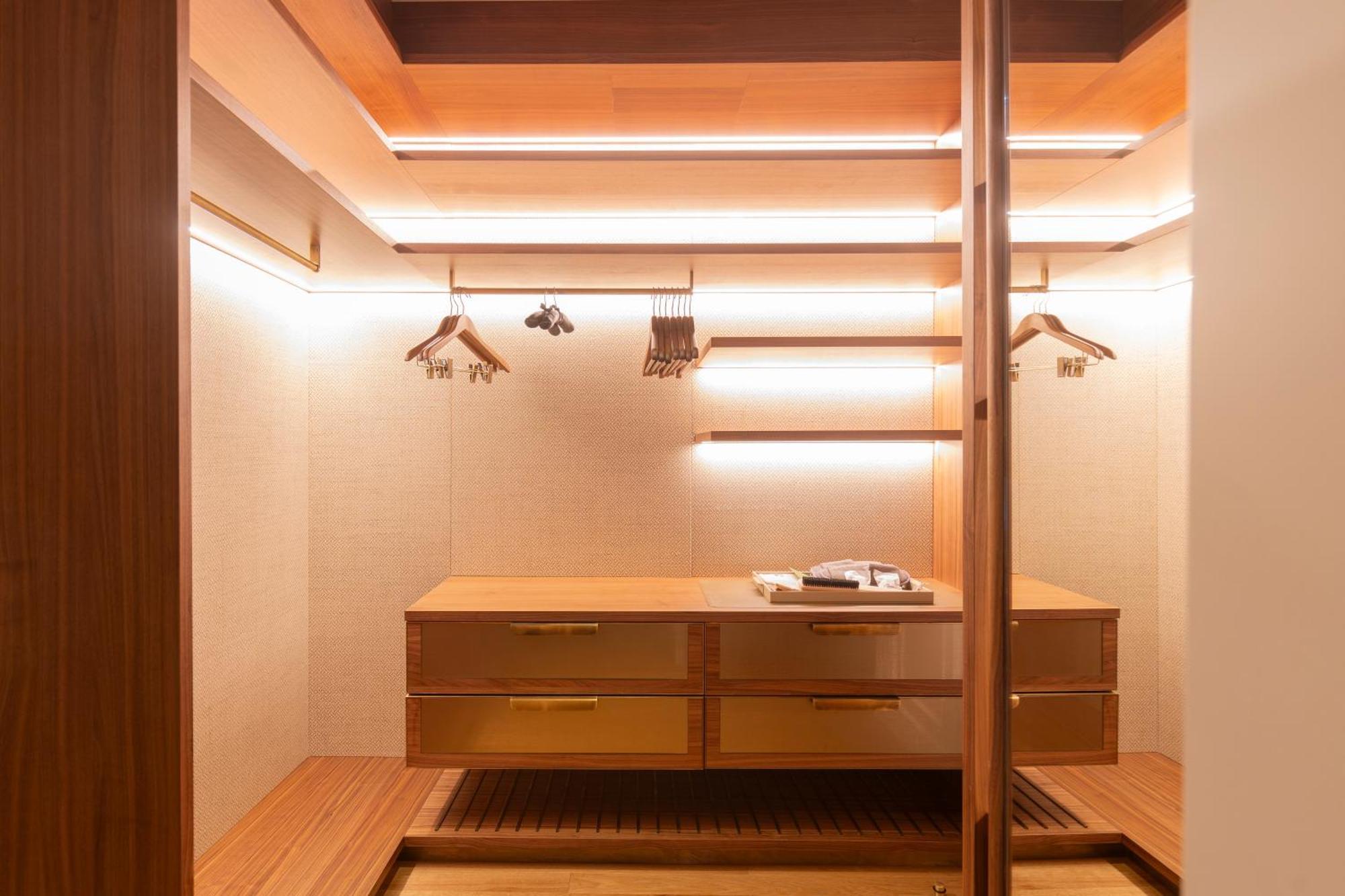 Executive Suite - Cloister