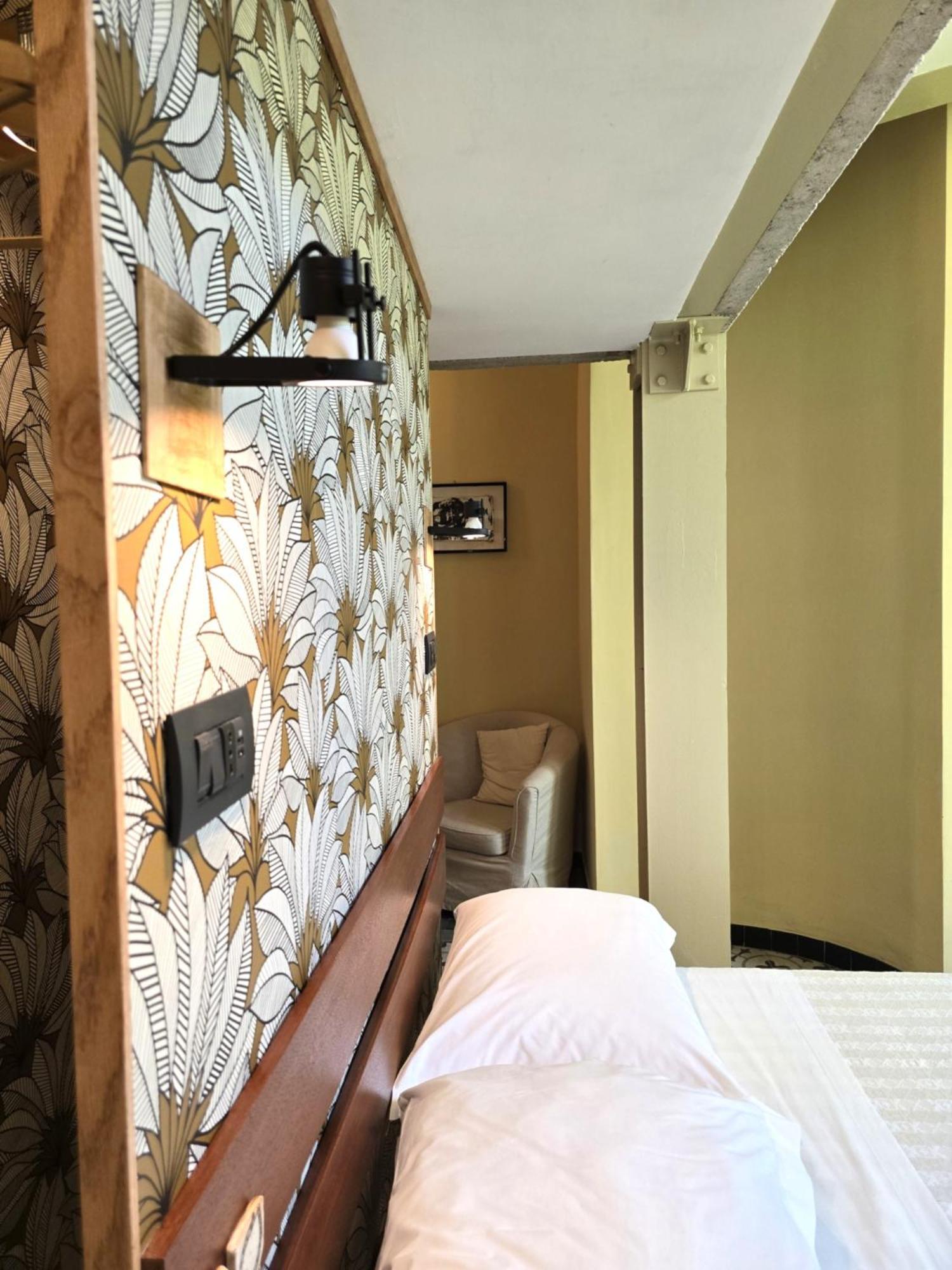 King Room Garden View