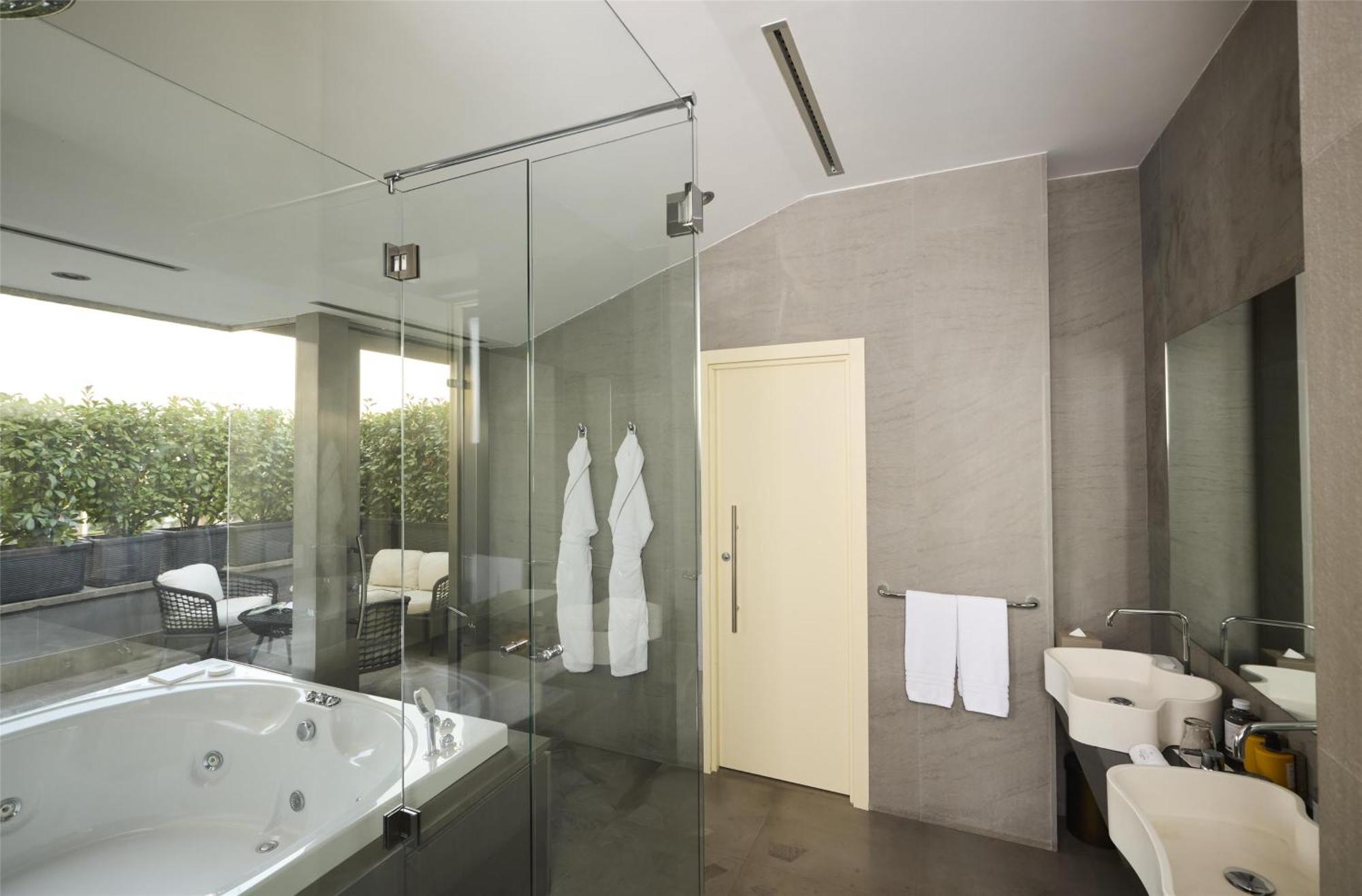 Suite Executive con Jacuzzi®, Terrazza e Vista