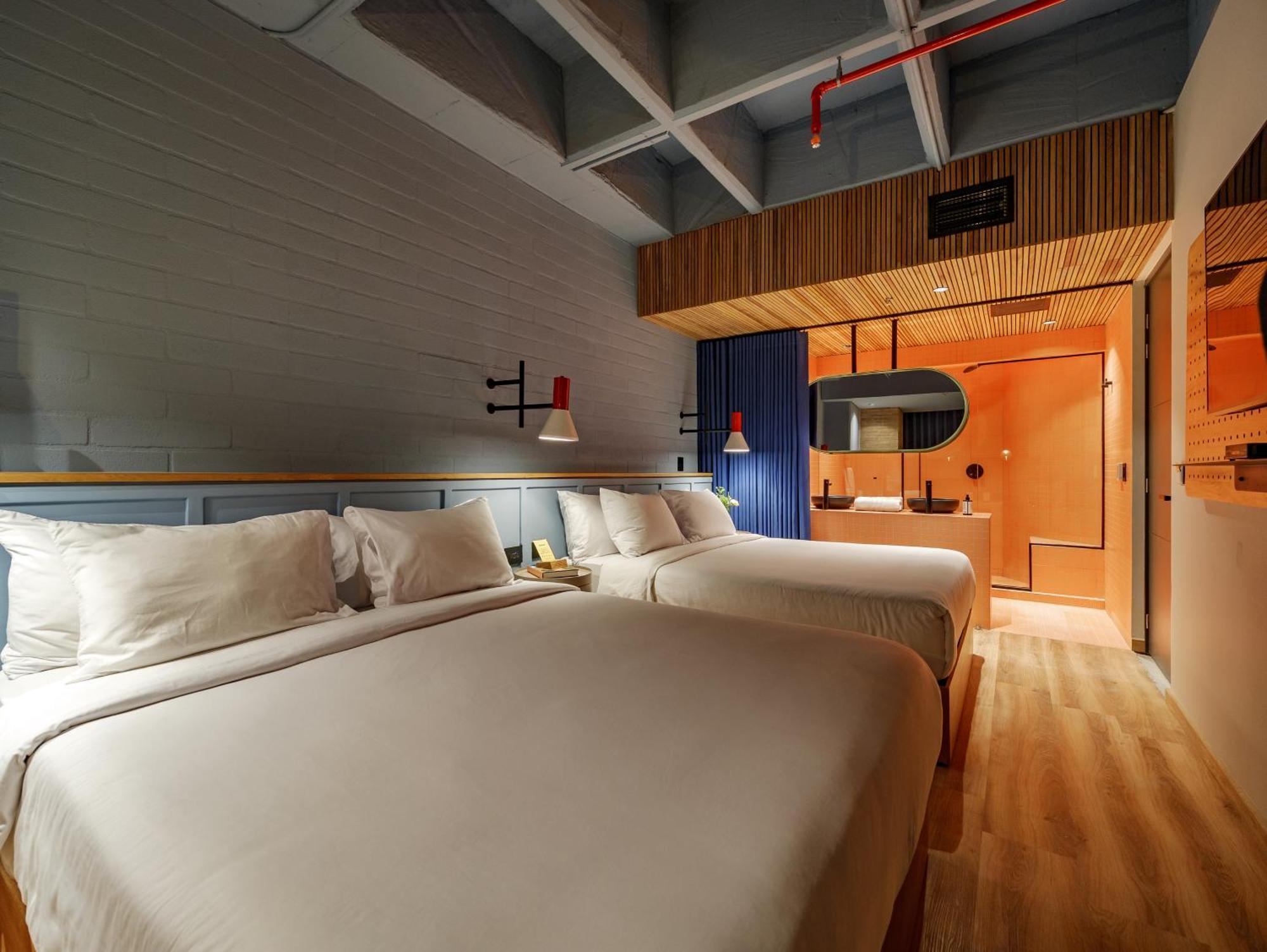 Habitación cuádruple estándar con 2 camas extragrandes