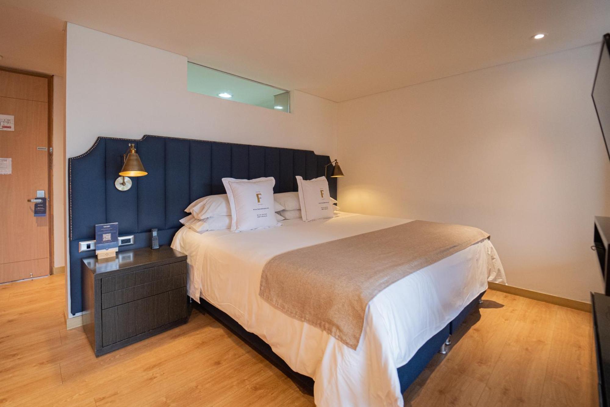 Habitación Deluxe con balcón y cama extragrande