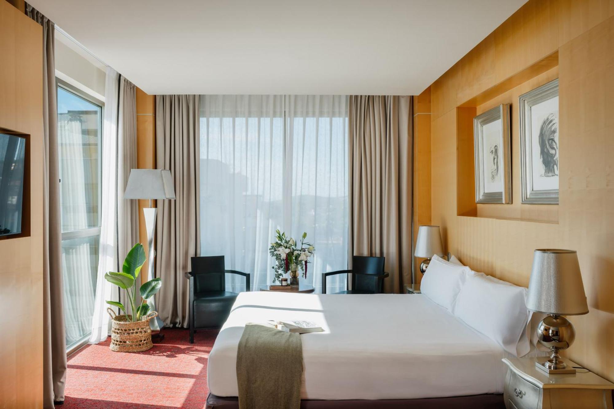 Suite Junior de 2 dormitorios con vistas a la ciudad