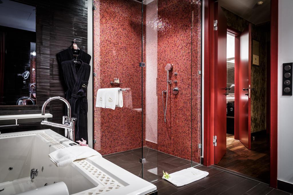 Suite (2 Adulti)