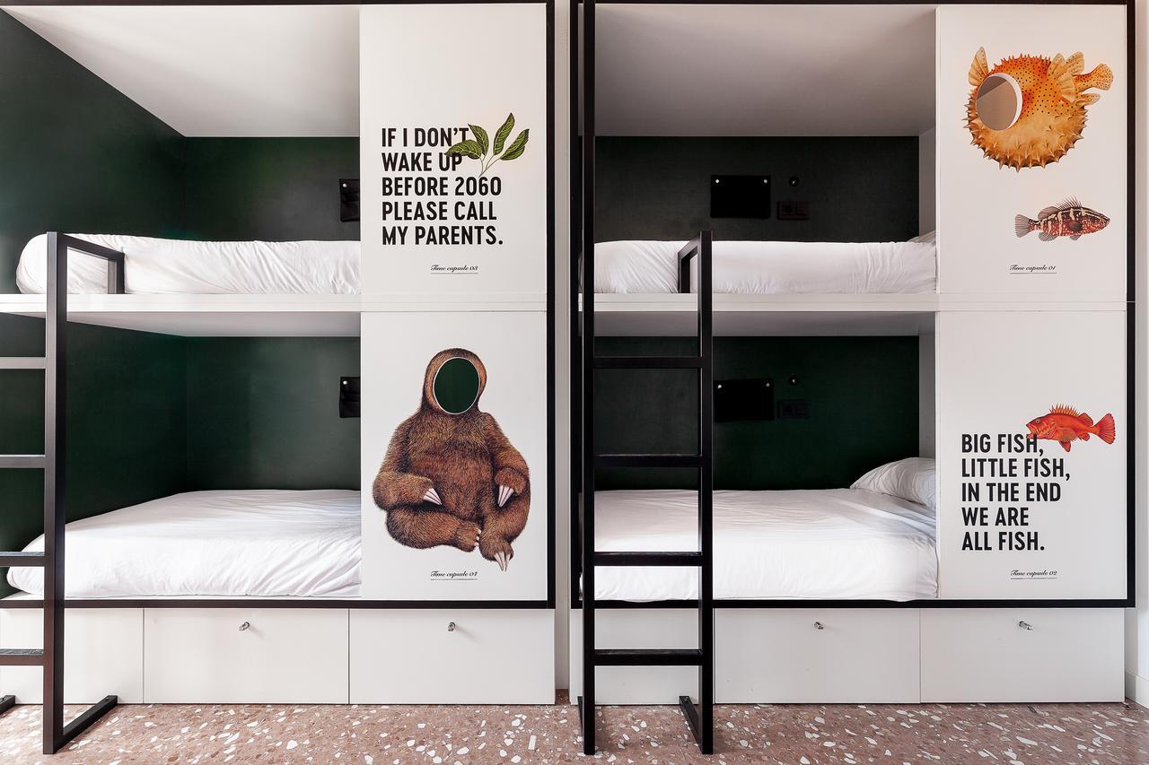 Posto Letto in Dormitorio Misto per 8 Persone con Bagno