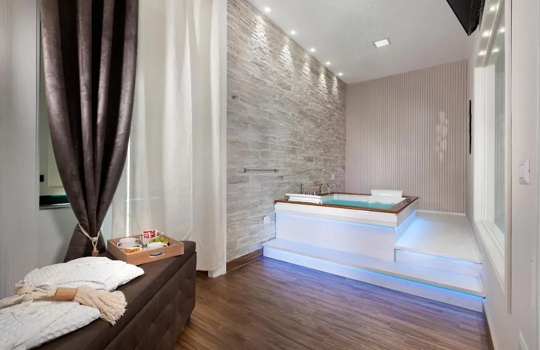 Emma Luxury Room-1