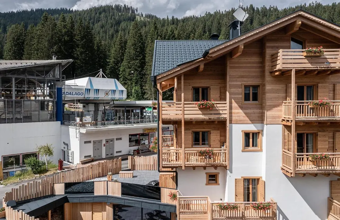 Alpine Days Mountain Home-1
