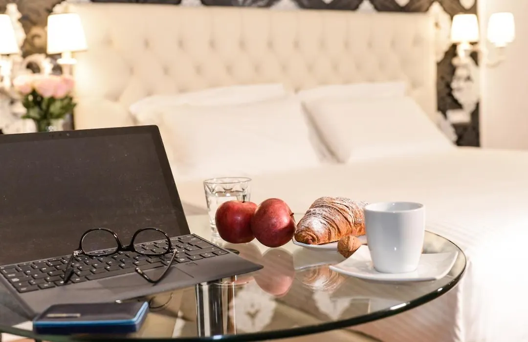 Navona Vita Suites-1