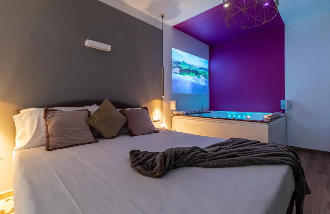 4 Star Suite Spa - Self Check-In-1