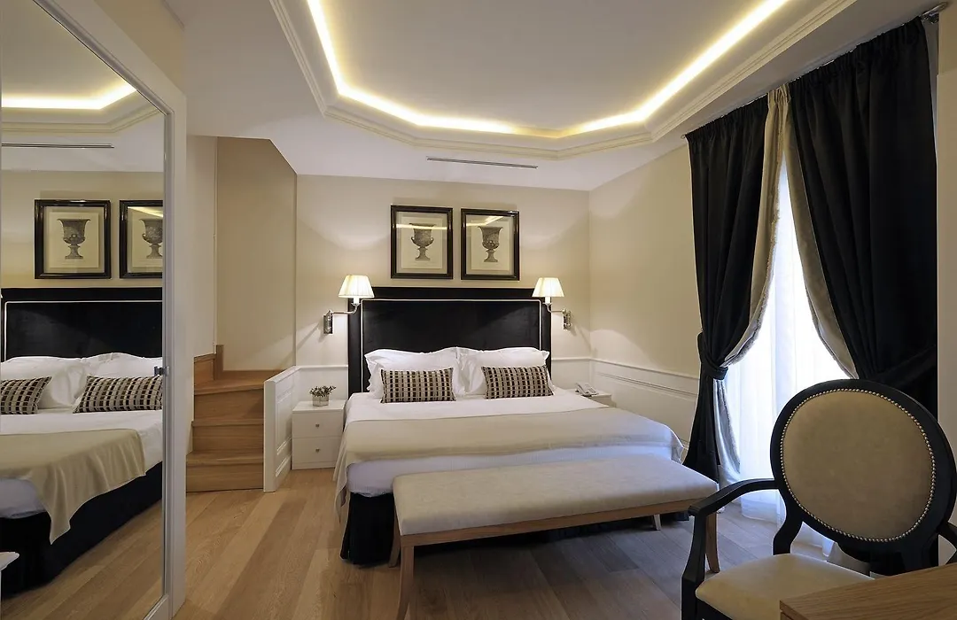 Trevi Palace Luxury Inn-1
