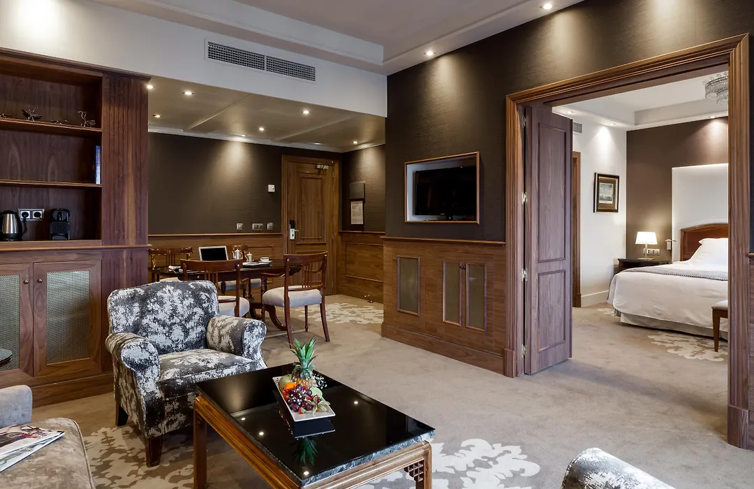 Wellington Hotel & Spa Madrid-1