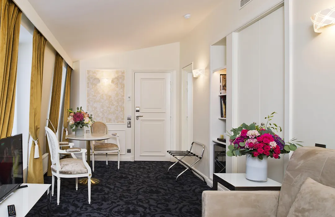 Hôtel Saint-Pétersbourg Opéra&Spa-1