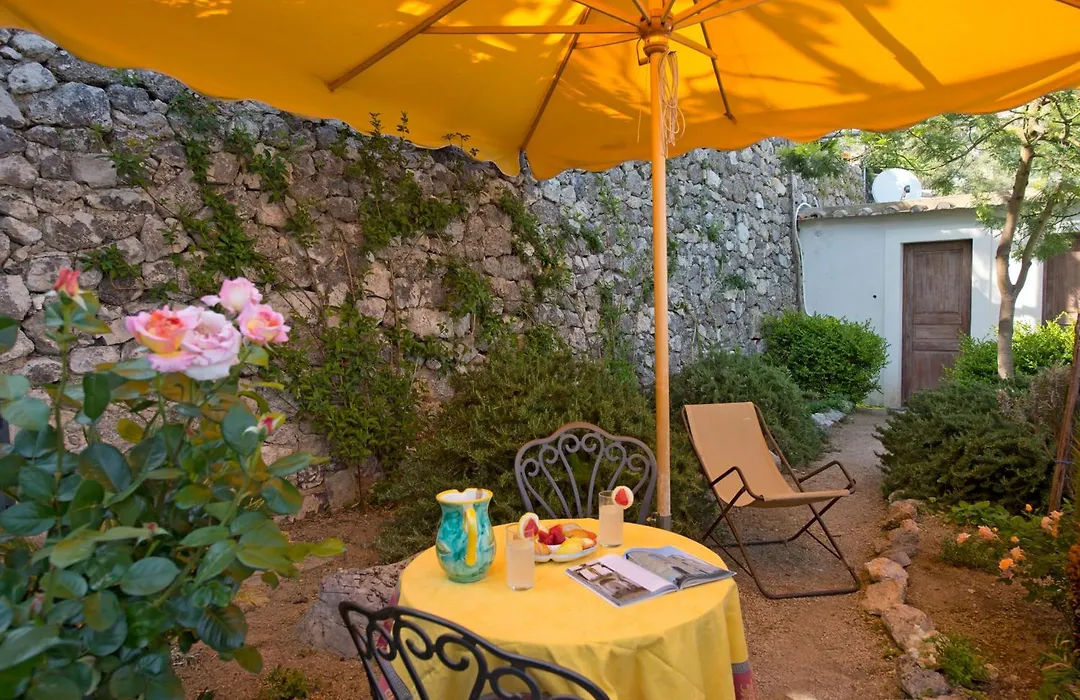 L'Antico Borgo Dei Limoni-1