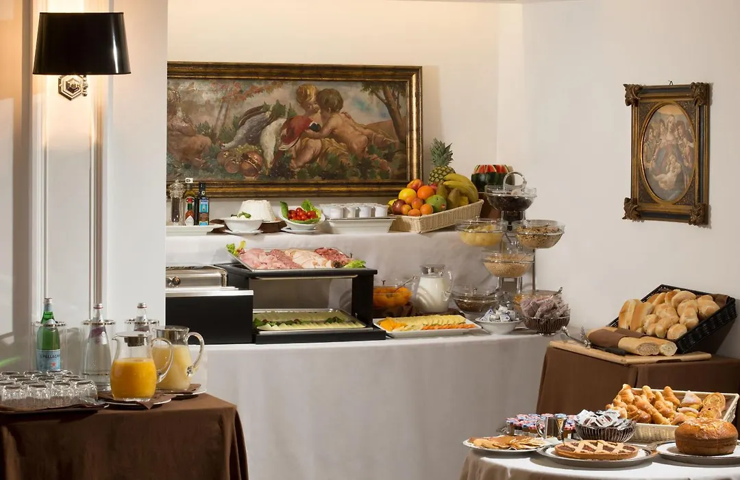 Hotel Degli Artisti-1
