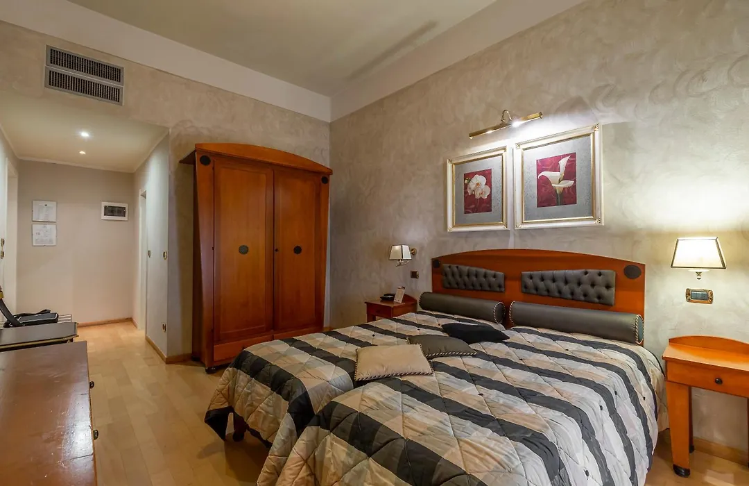Hotel Columbia Wellness & Spa-1