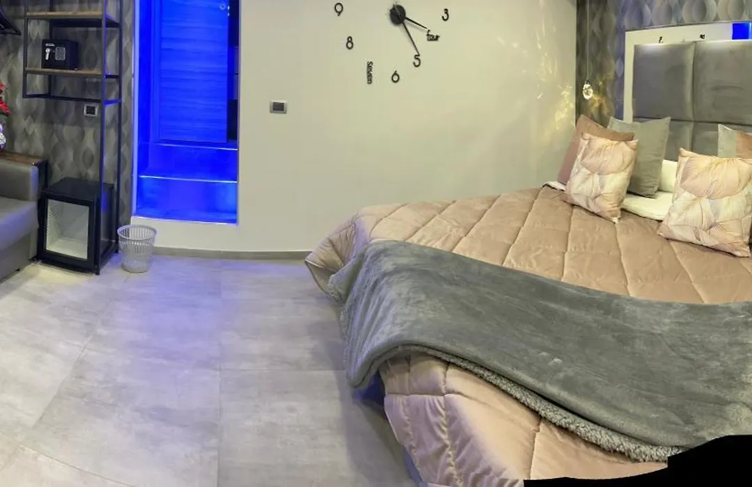 C3 Luxury-1