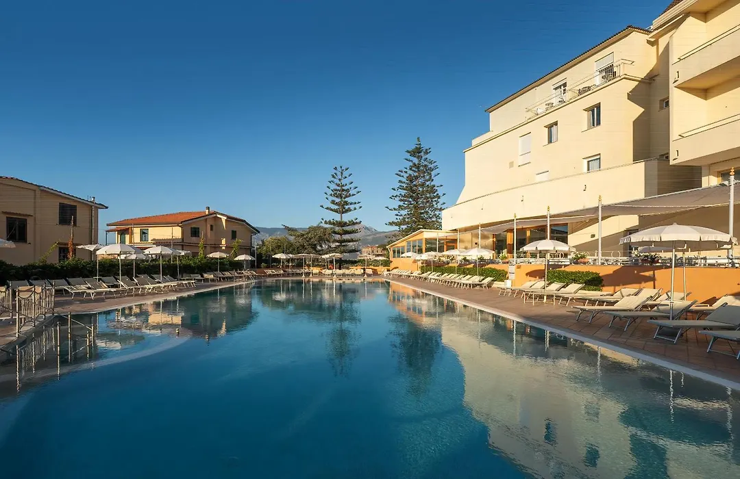 Grand Hotel Vesuvio-1