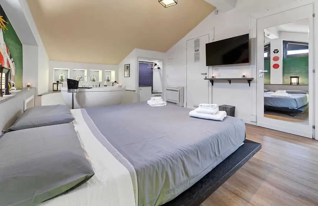 Ukiyo Suites And Rooms-1