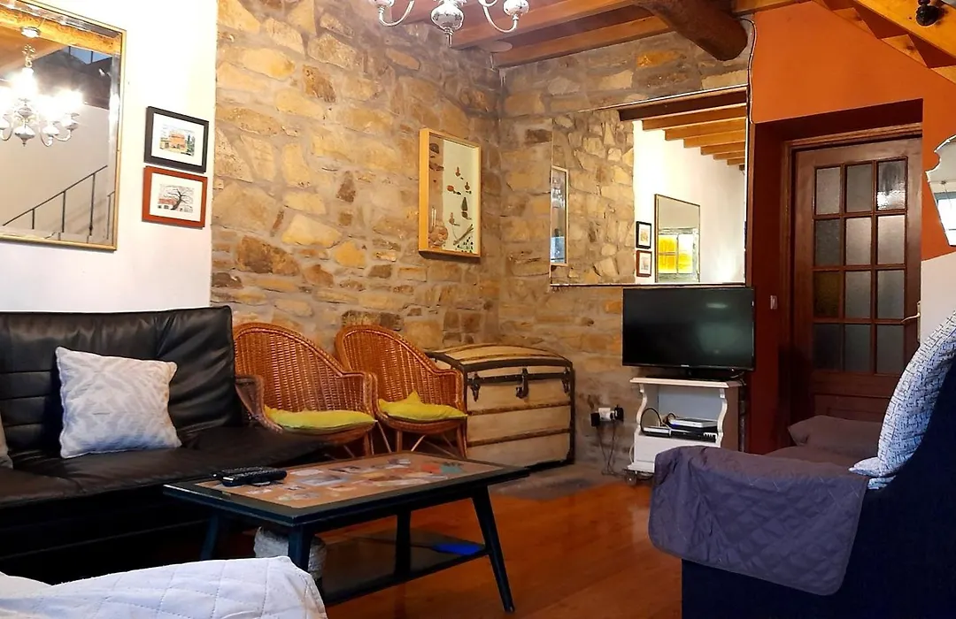 Casa de Piñeiro y SPA Opcional de-1
