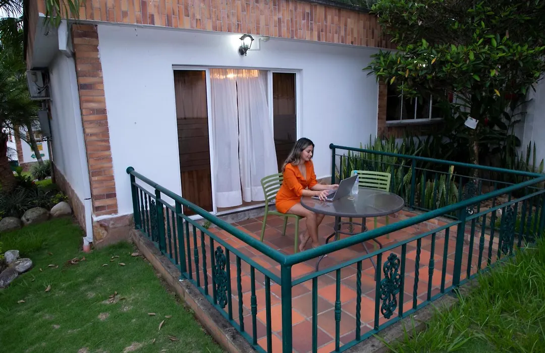 Hotel Palmera Real-1