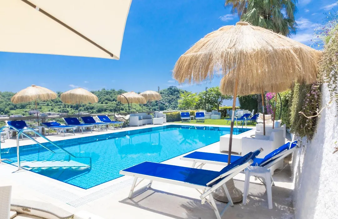 Hotel La Luna-1