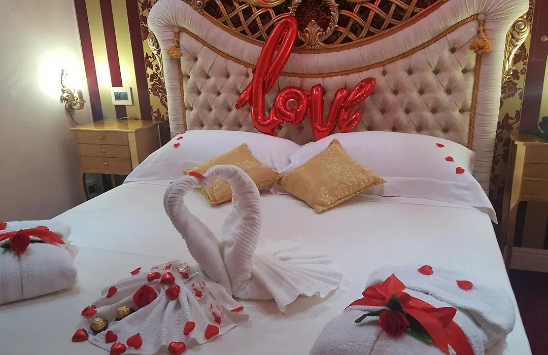 Erossuite Guesthouse-1