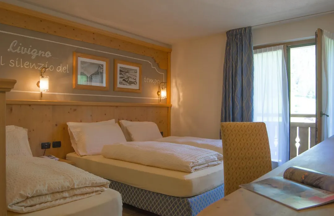 Hotel Amerikan-1