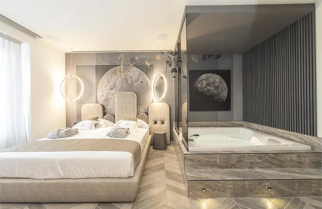 Tritone Luxury Suites Piazza del Popolo-1