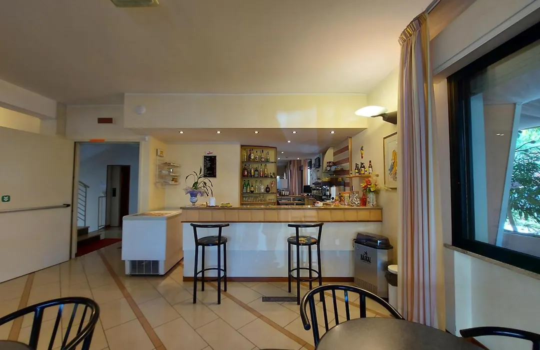 Hotel Joli-1
