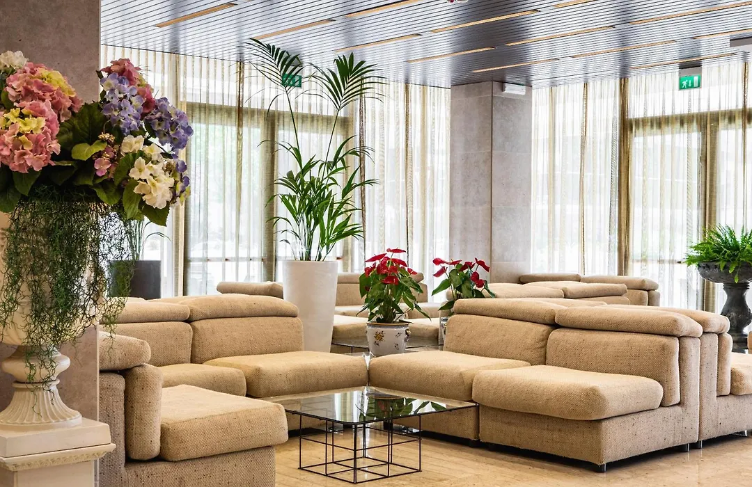 Hotel Ambasciatori-1
