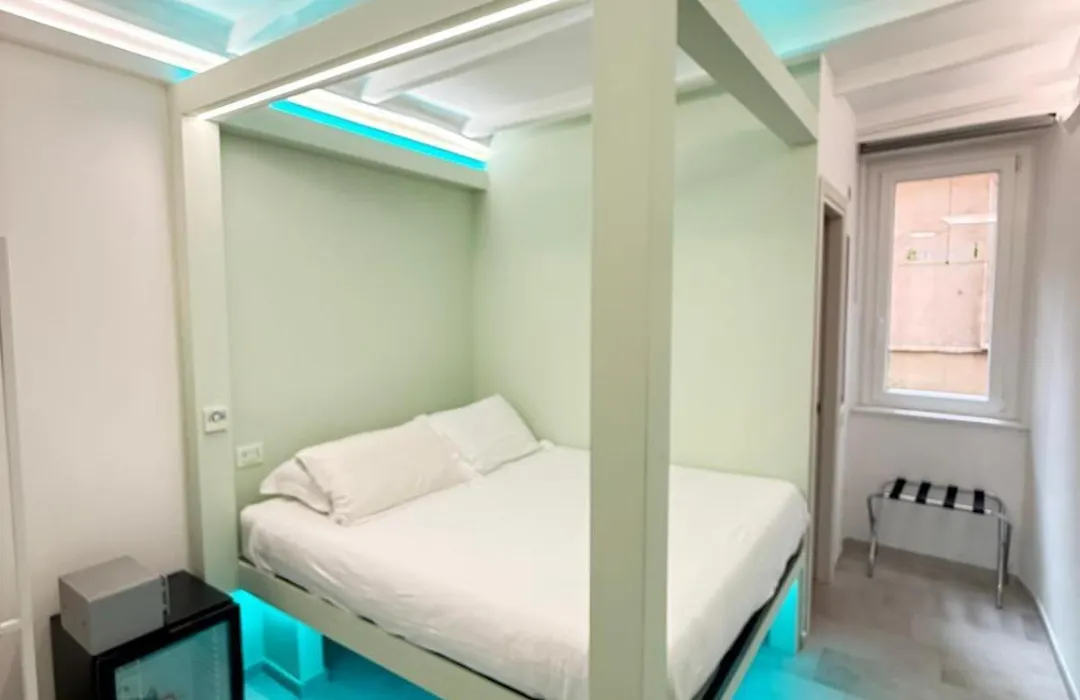 Irooms - Spanish Steps-1