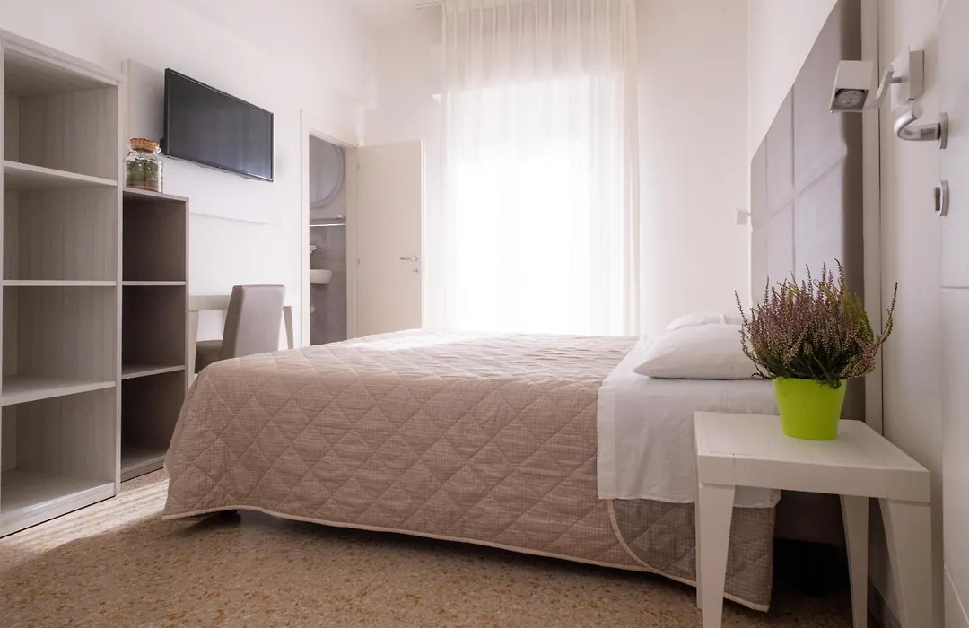 Hotel Silver-1