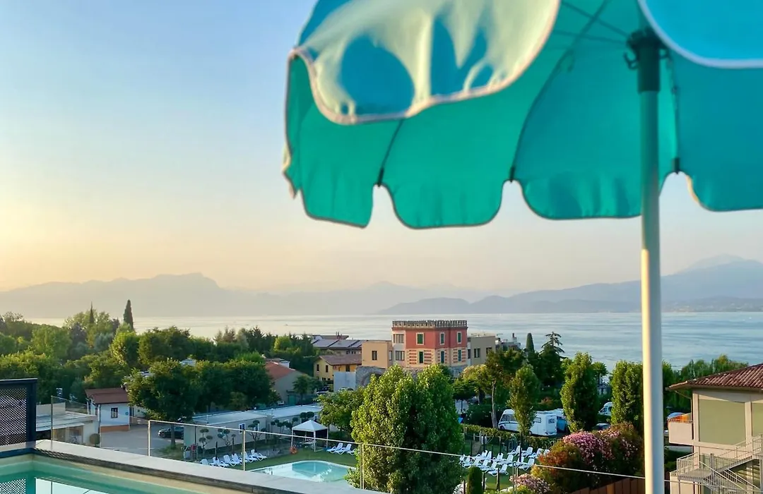 Plaza Lago di Garda-1