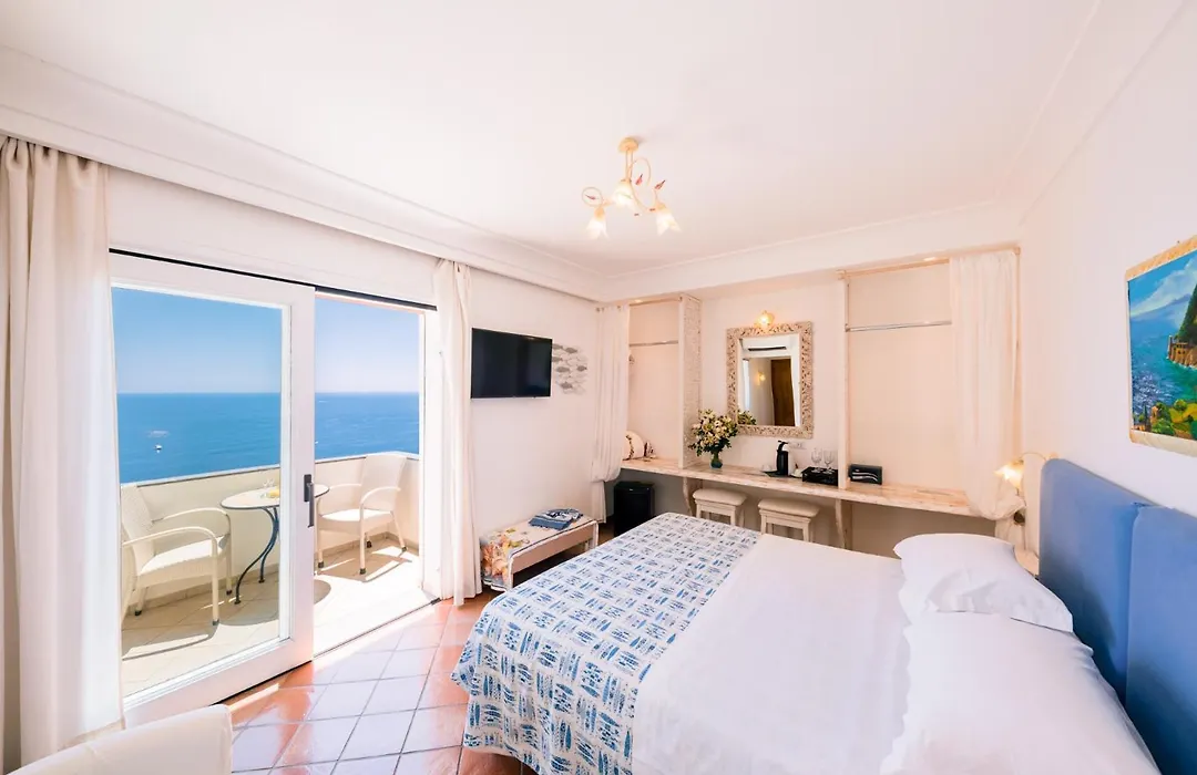 Villa Anfitrite-1