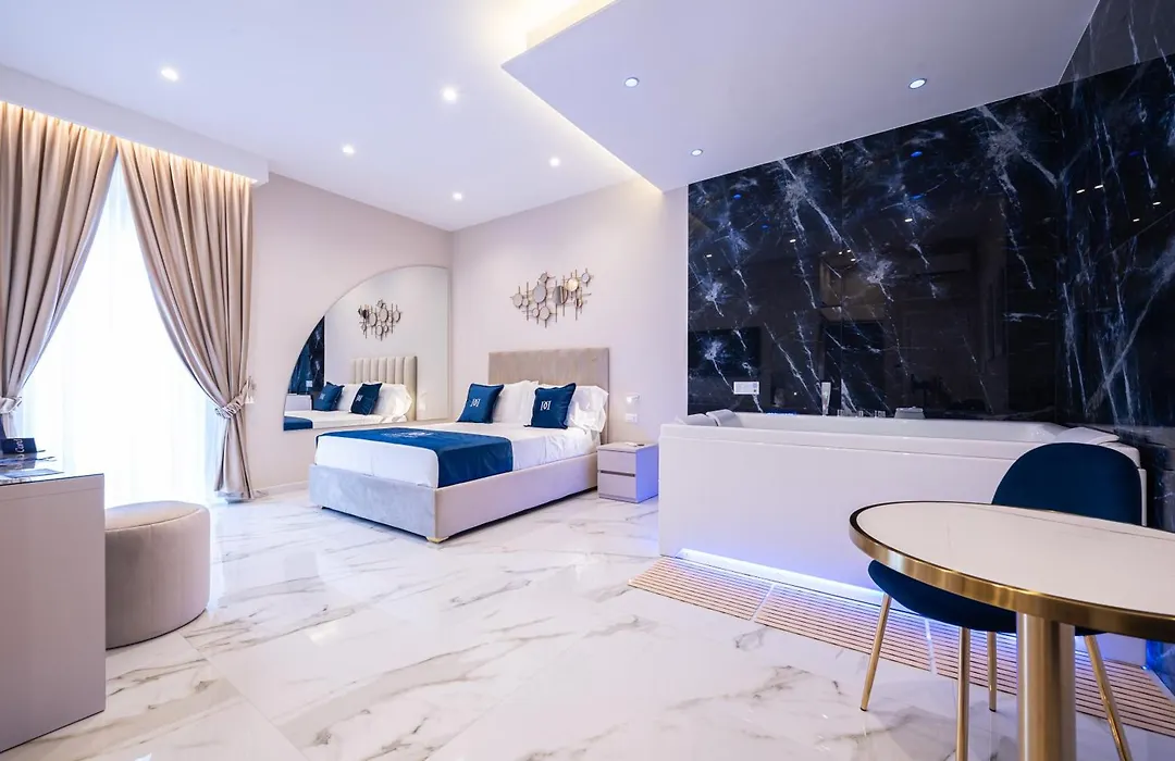 De Matteo Luxury Suites-1