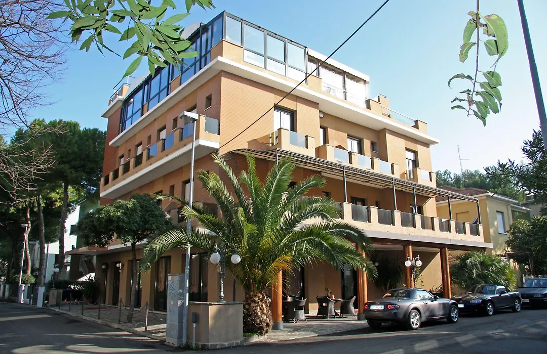 Hotel Memory-1