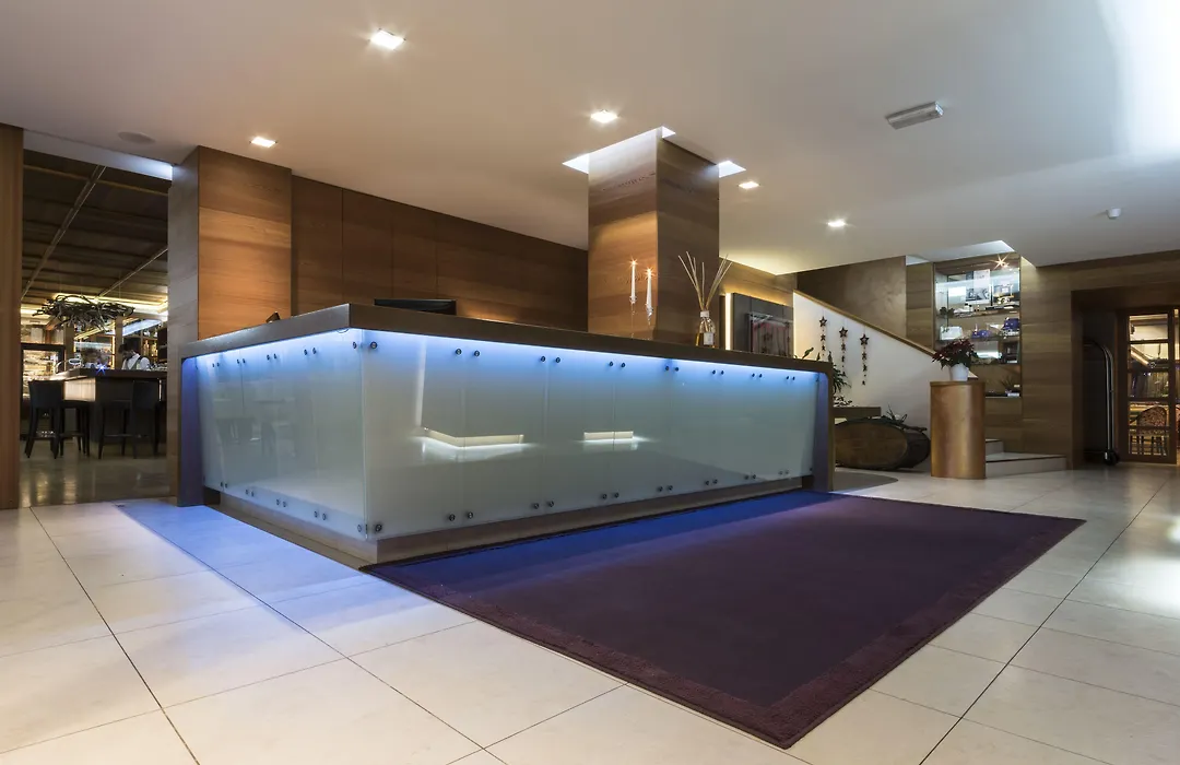 Majestic Hotel-1