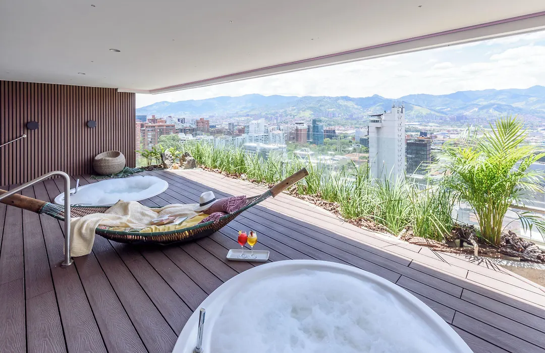 Diez Hotel Categoría Colombia-1