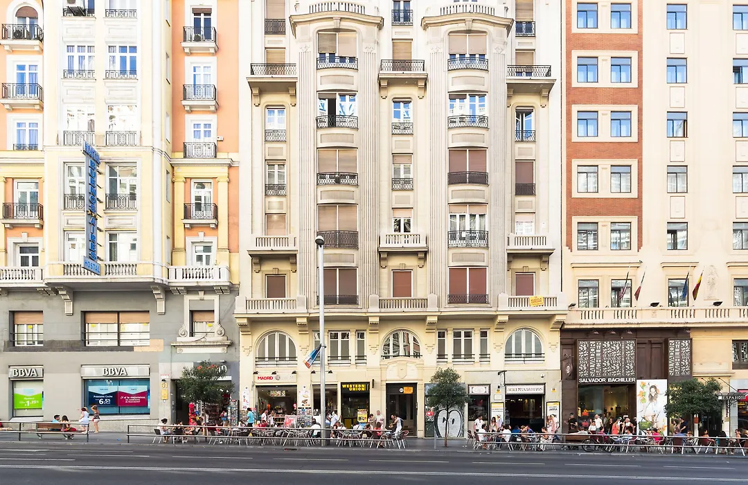 Gran Via 63 Rooms-1