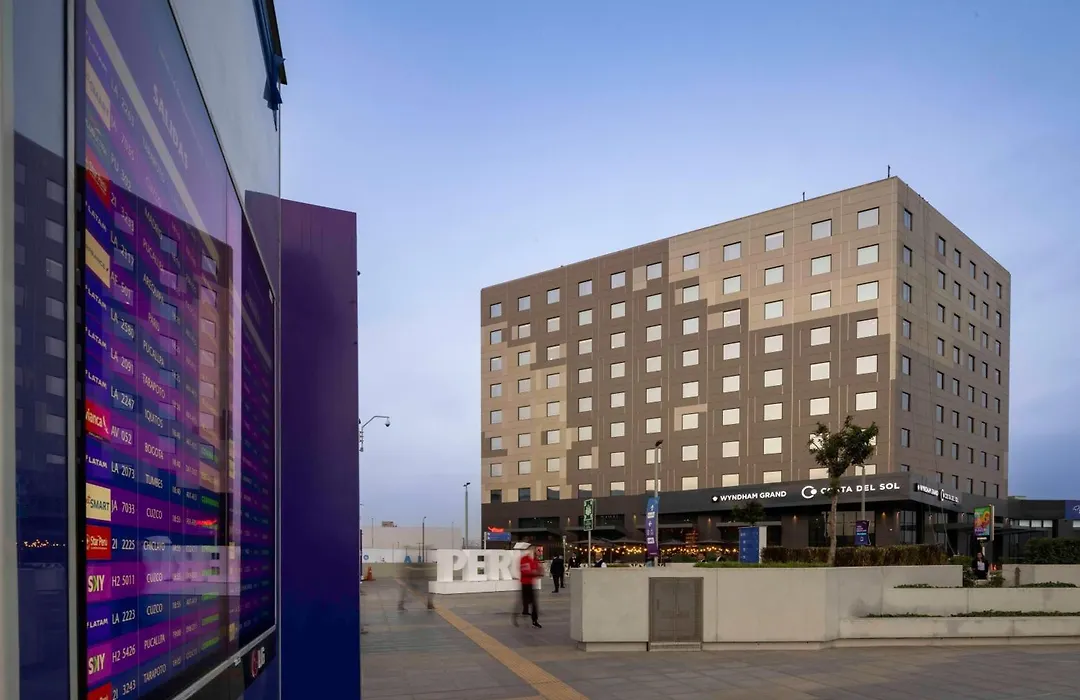 Wyndham Grand Costa Del Sol Lima Airport-1