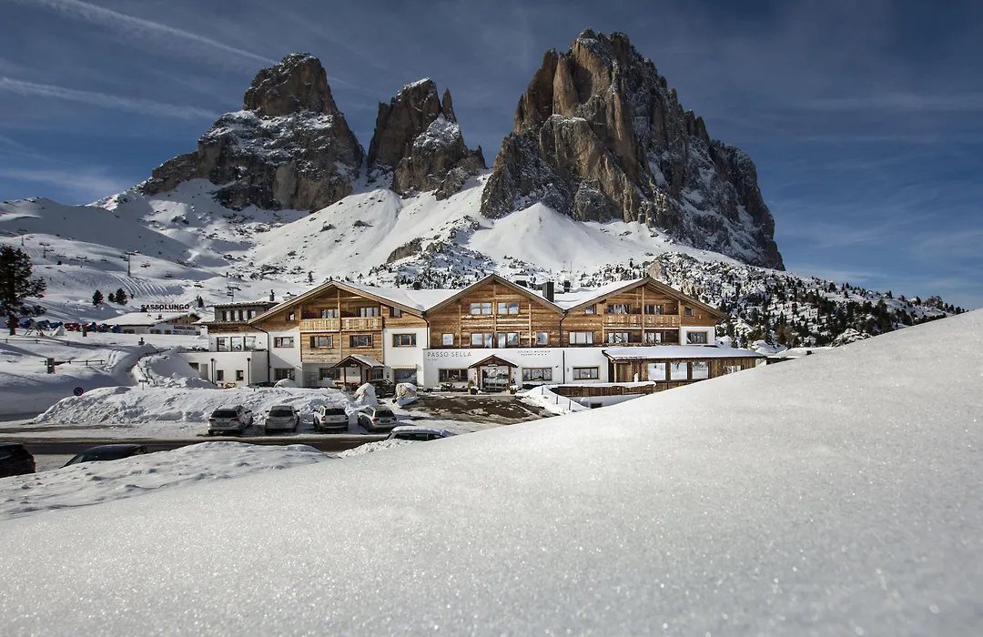 Passo Sella Dolomiti Mountain Resort-1
